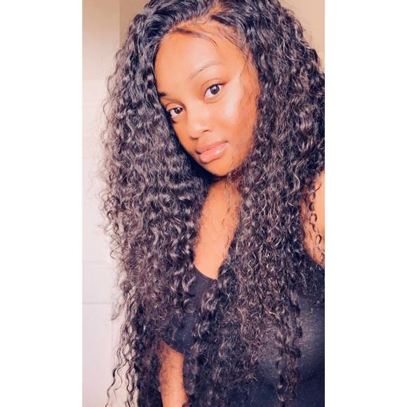 Meet your Posher, Ulissa - Picture 1 of 1